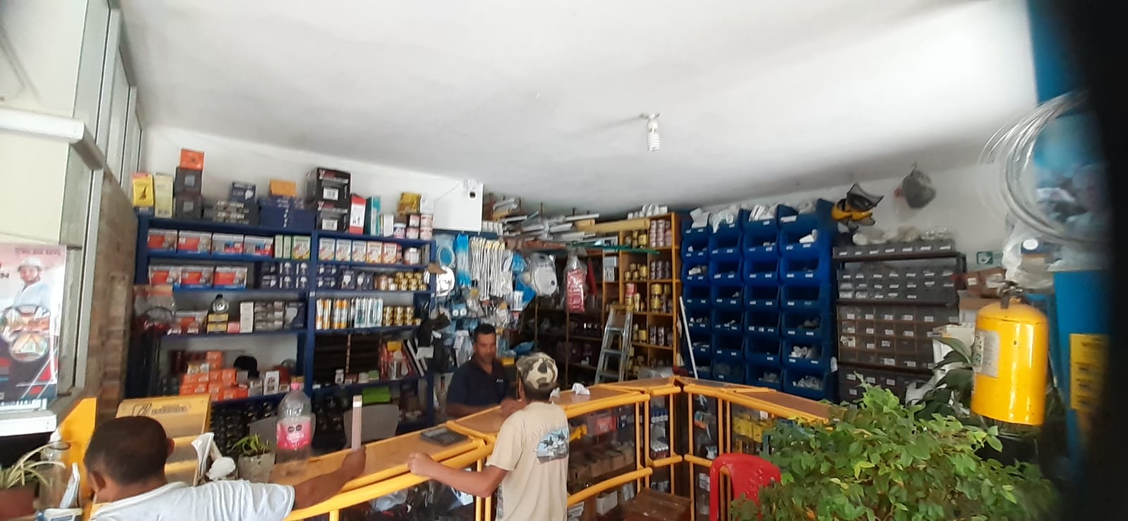 materiales de ferretería