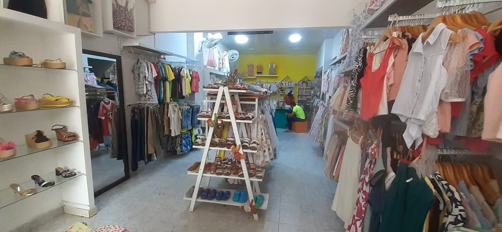 calzado y accesorios 