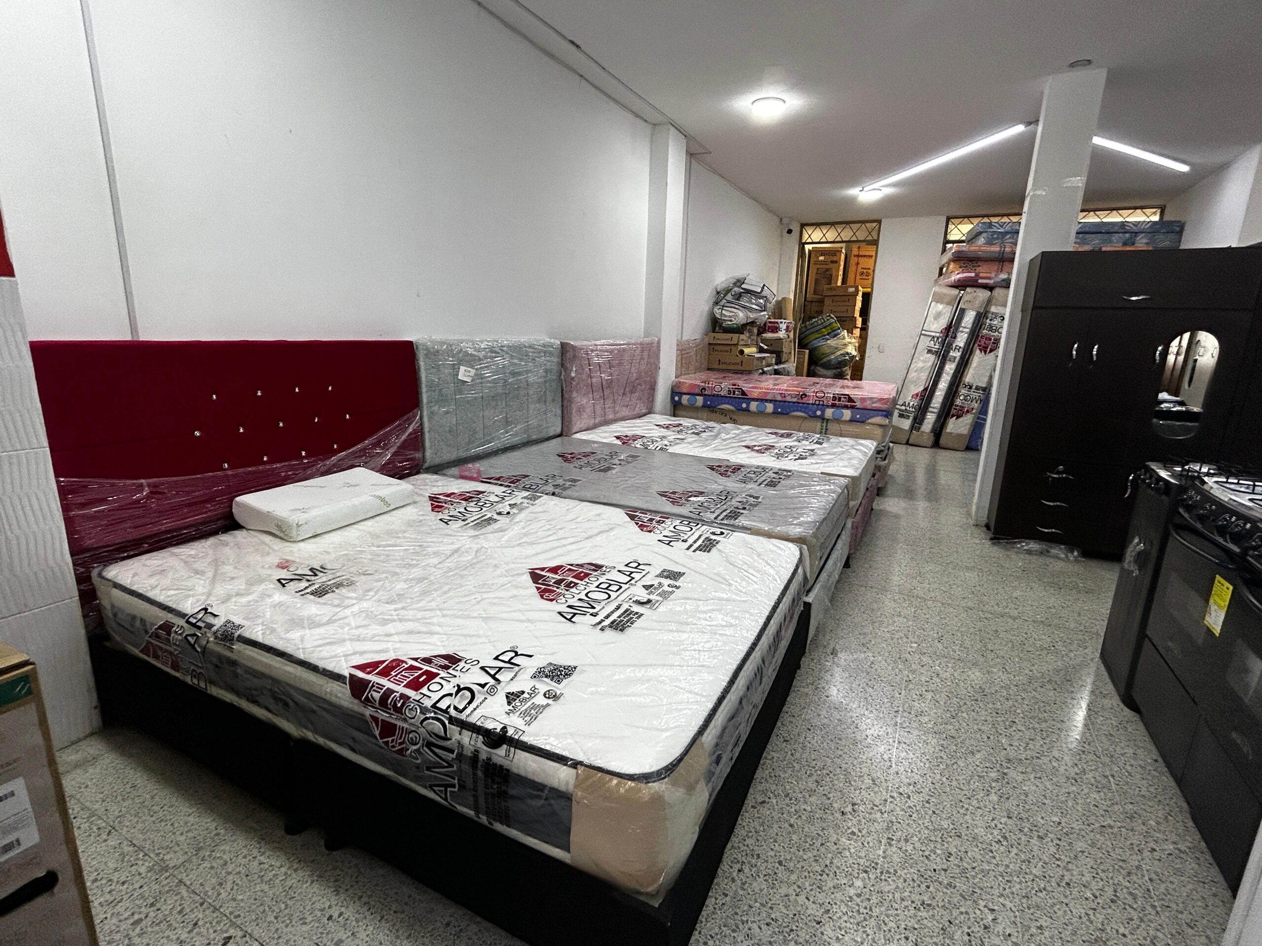 Cama + Colchón